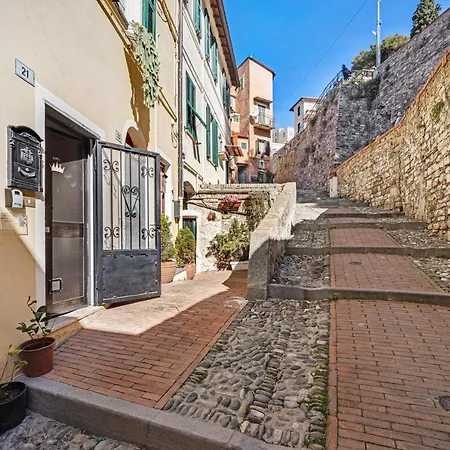 Domus Regina Elena * San Remo