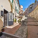 Domus Regina Elena * Sanremo